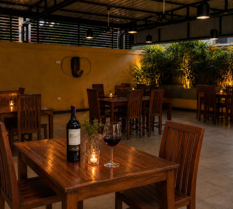 Bar and lounge at Garden Beach Hotel Kalutara