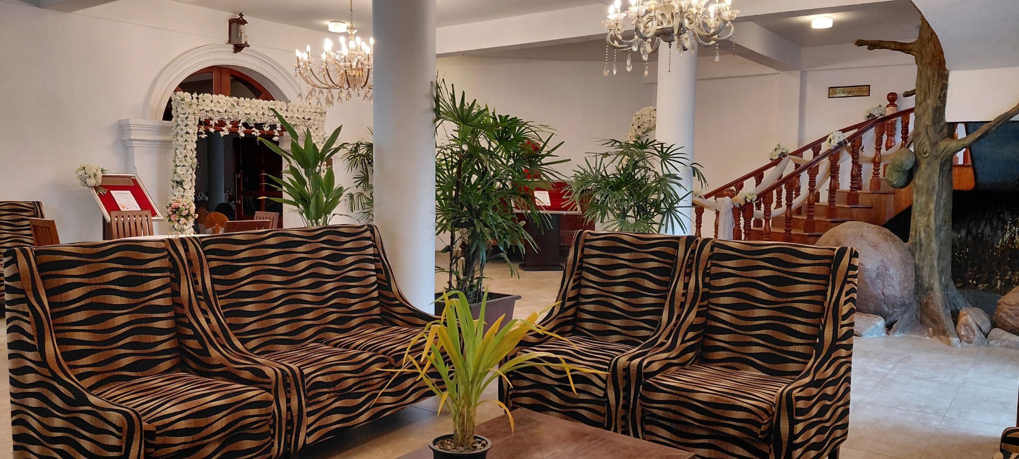 Hotel Lobby